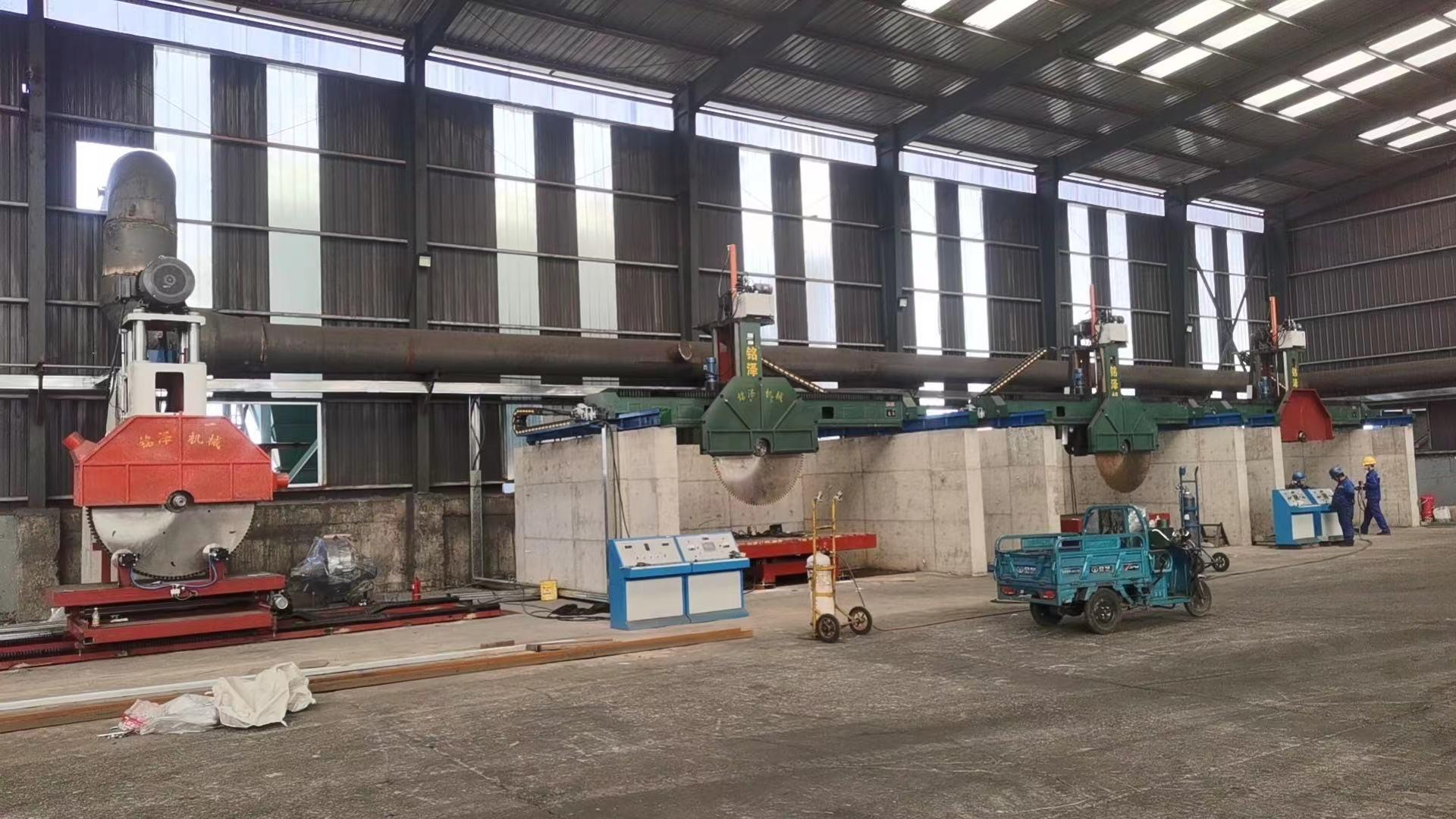 碳素切割機客戶現(xiàn)場